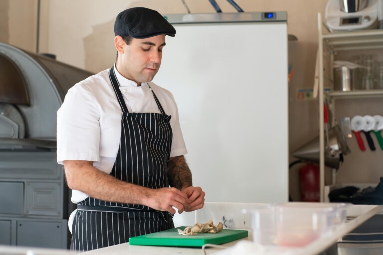 SIT30821 Certificate III in Commercial Cookery